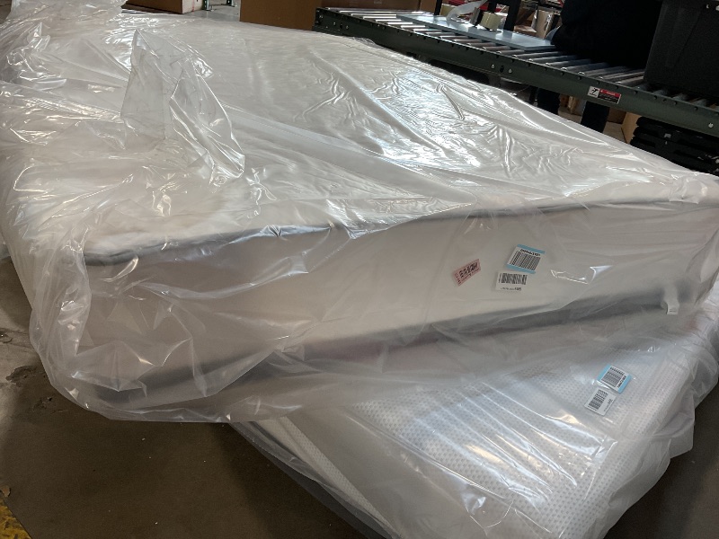 Photo 1 of *DIRTY FROM TRANSPORT*Novilla Queen Mattress, 12 Inch Hybrid Mattress Queen with Comfort Foam,Innerspring Pillow Top Queen Mattress in a Box, Queen Size Mattress for Pressure & Pain Relief, Soft Feel but Supportive