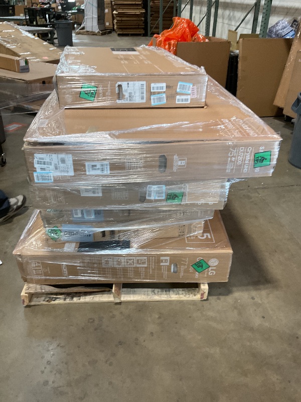 Photo 1 of **FINAL SALE / NO RETURNS /  PALLET OF 6 NON FUNCTIONAL TELEVISIONS**