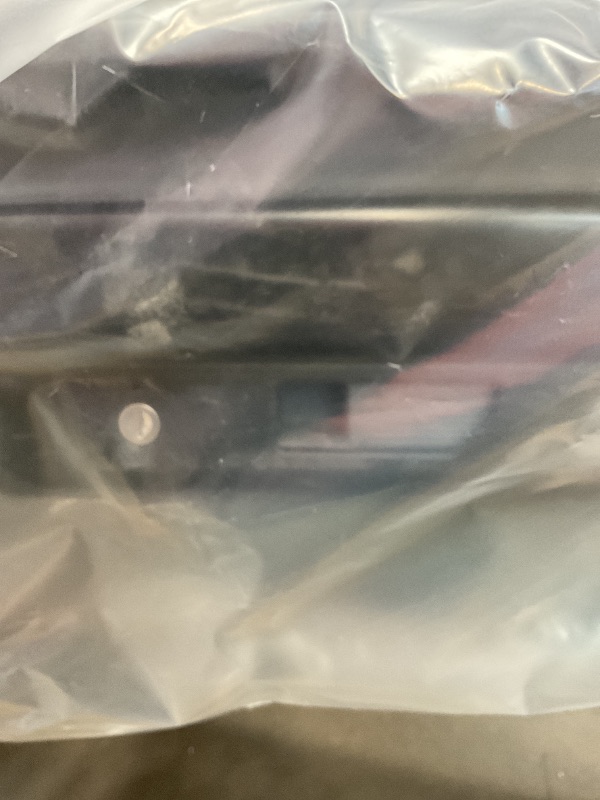 Photo 1 of **ONE SIDE CRACKED / Broke** Thule Motion 3 Rooftop Box, Black