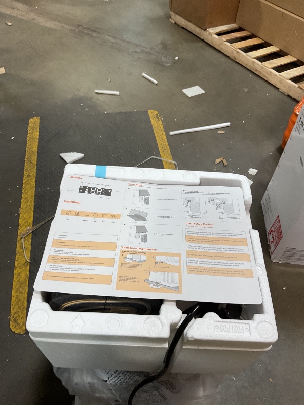 Photo 1 of 14,000 BTU Portable Air Conditioner Cools Up to 700 Sq.Ft, 3-IN-1 Energy Efficient Portable AC Unit with Remote Control & Installation Kits for Large Room, Campervan, Office, Temporary Space