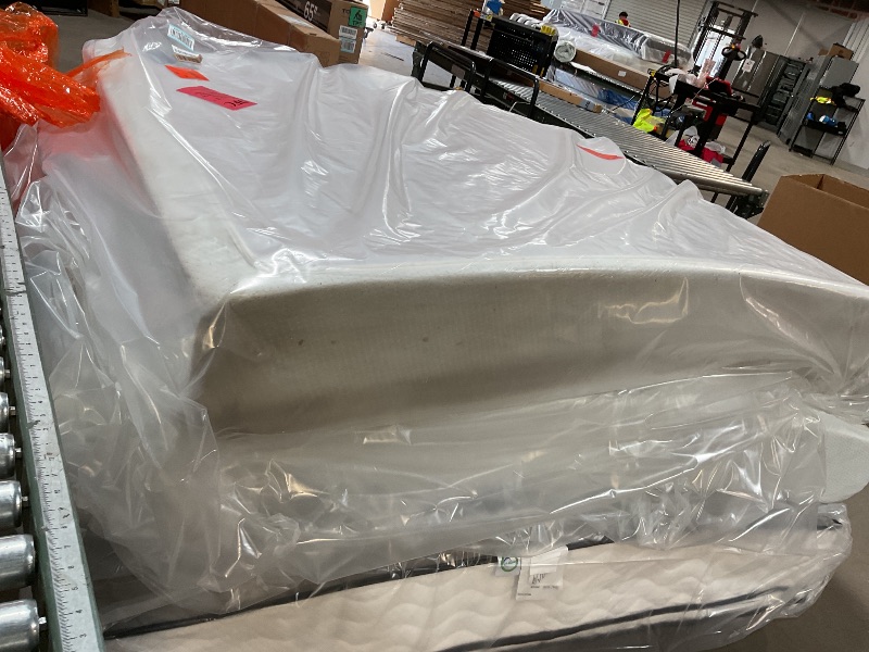 Photo 1 of **DIRTY FROM TRANSPORT**ZINUS 12 Inch Green Tea Memory Foam Mattress [New Version], Full, Fiberglass free, Medium Firm Feel, Zoned Pressure Relief, Certified Safe Foams & Fabric, 