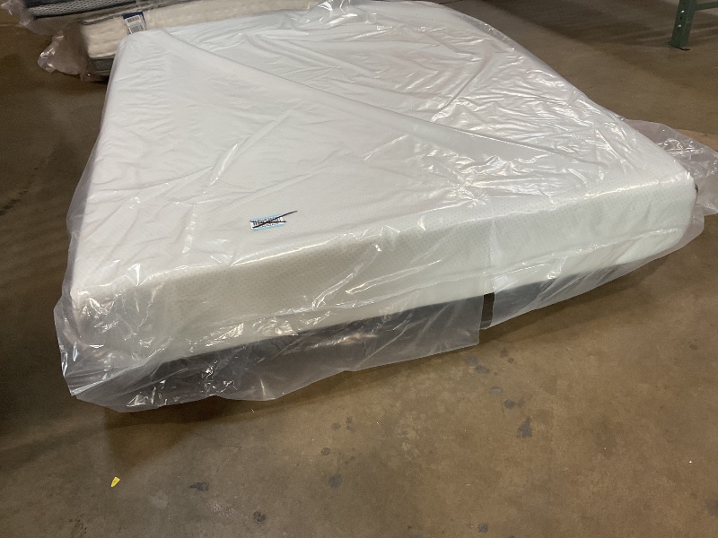 Photo 1 of **DIRTY FROM TRANSPORT**Best Choice Products 12 Inch, Green Tea Charcoal Cooling Gel Memory Foam Mattress, Fiberglass Free, 2-Layer, Breathable - medium firm