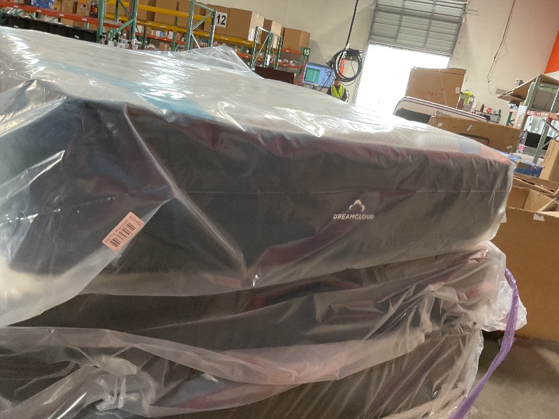 Photo 1 of **DIRTY FROM TRANSPORT**14" Full Mattress - Luxury Hybrid Gel Memory Foam - 365 Night Trial - 7 Premium Pressure-Relieving Layers -