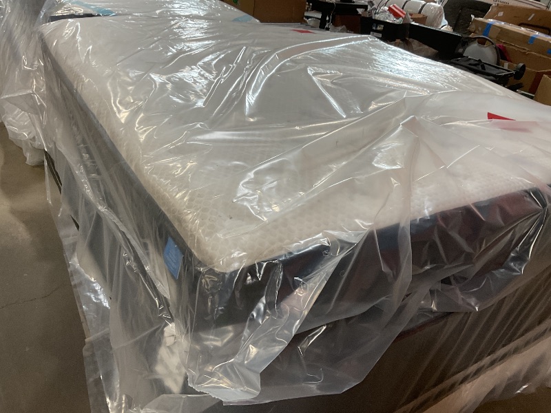 Photo 1 of **DIRTY FROM TRANSPORT**sofree bedding King Size Mattress, 12 Inch Memory Foam Hybrid Mattress King, Pocket Spring Mattresses in a Box for Motion Isolation, Strong Edge Support, Pressure Relief, Medium Firm, CertiPUR-US