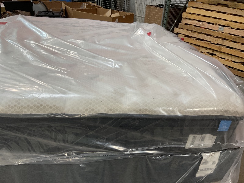 Photo 1 of **DIRTY FROM TRANSPORT**sofree bedding King Size Mattress, 12 Inch Memory Foam Hybrid Mattress King, Pocket Spring Mattresses in a Box for Motion Isolation, Strong Edge Support, Pressure Relief, Medium Firm, CertiPUR-US