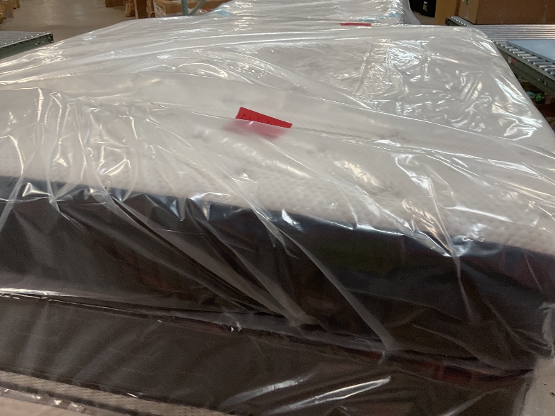 Photo 1 of **DIRTY FROM TRANSPORT**sofree bedding King Size Mattress, 12 Inch Memory Foam Hybrid Mattress King, Pocket Spring Mattresses in a Box for Motion Isolation, Strong Edge Support, Pressure Relief, Medium Firm, CertiPUR-US