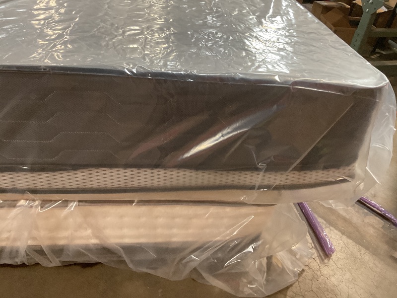 Photo 1 of ** MAY BE DIRTY FROM TANSPORT**King size 10 inch with pillow top