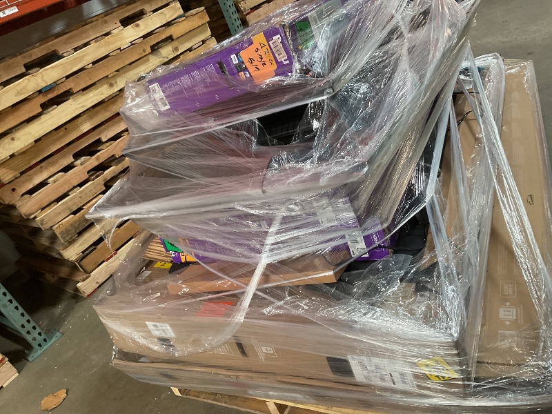 Photo 1 of **FINAL SALE / NO RETURNS/ AS IS / PALLET OF 10 BROKEN TELEVISIONS** WILL NEED A TRUCK FOR PICKUP**