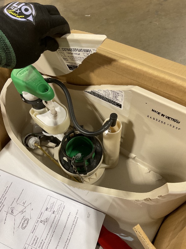 Photo 1 of **SELLING FOR PARTS OR SOMEONE WHO CAN FIX**TOTO WASHLET+ Nexus One-Piece Elongated 1.28 GPF Toilet with Auto Flush S7A Contemporary Bidet Seat, Cotton White - MW6424736CEFGA#01