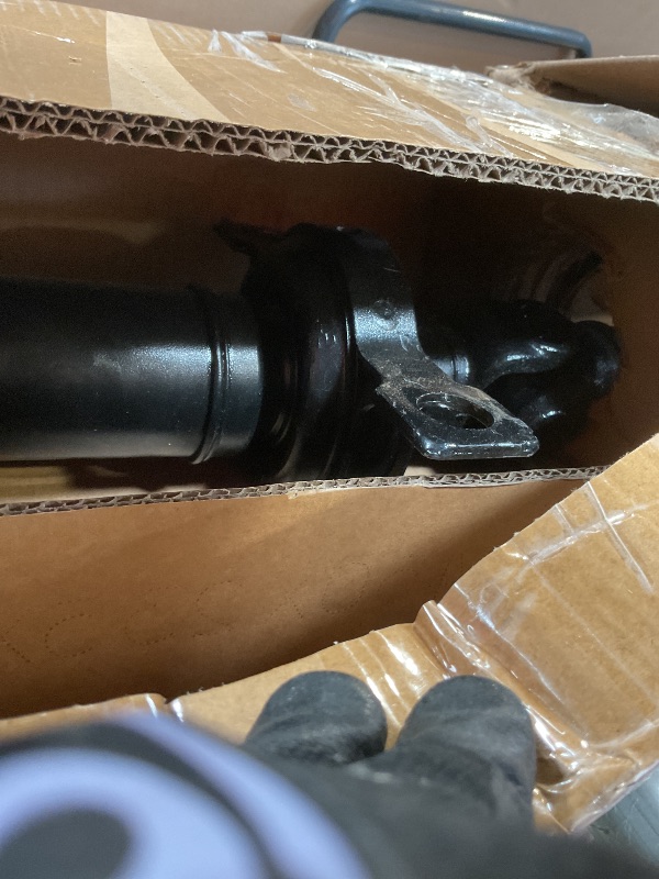 Photo 1 of  Unidentified car part
