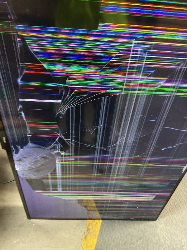 Photo 1 of **SELLING FOR PARTS**Roku Smart TV – 55-Inch Select Series 4K HDR RokuTV with Roku Enhanced Voice Remote, Brilliant 4K Picture, Automatic Brightness, & Seamless Streaming – Live Local News, Sports, Family Entertainment