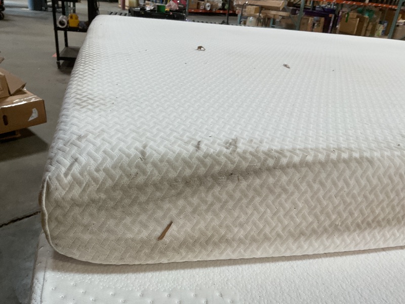 Photo 1 of **DIRTY FROM TRANSPORT**FDW 5 Inch Gel Memory Foam Mattress Medium-Firm Mattress for Pressure Relief & Cooler Sleep Mattress for Kid Adults CertiPUR-US Certified Mattress in a Box, Queen