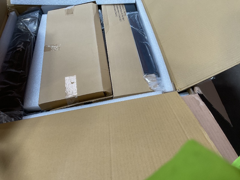Photo 1 of **MISSING BOX 1/2**Thermaltake RGB ToughDesk 500L