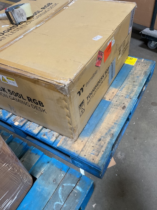 Photo 1 of **MISSING BOX 1/2**Thermaltake RGB ToughDesk 500L