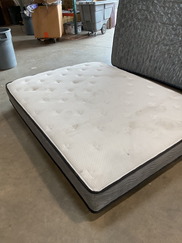 Photo 1 of **DIRTY FROM TRANSPORT**ZINUS 10 Inch Support Plus Pocket Spring Hybrid Mattress, Queen, Strong Coils for Durable Support, Pocket Innersprings for Motion Isolation,