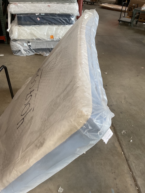 Photo 1 of ****DIRTY FROM TRANSPORT**Mattress as pictured