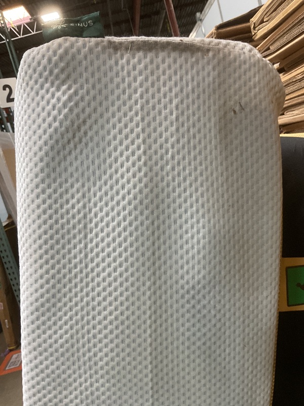 Photo 1 of **DIRTY FROM TRANSPORT **ZINUS 12 Inch Green Tea Cooling Memory Foam Mattress [New Version], Queen, Fiberglass Free, Medium Firmness, Cooling Gel Foam, Certified Safe Foams & Fabric, 