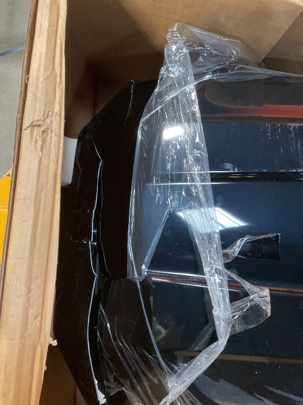 Photo 1 of **SELLING FOR PARTS. DID NOT SEE THE KEYS**Thule Motion 3 XXL