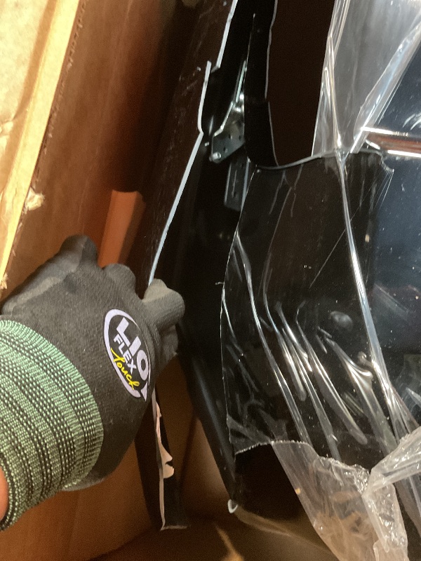 Photo 1 of **SELLING FOR PARTS. DID NOT SEE THE KEYS**Thule Motion 3 XXL
