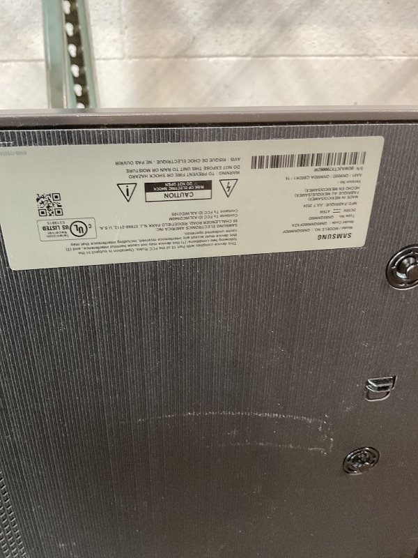 Photo 1 of **SELLING FOR PARTS**SAMSUNG 85-Inch Class Neo QLED 8K QN900D Series Mini LED, Neo Quantum HDR Smart TV w/Dolby Atmos, Object Tracking Sound Pro, AI Motion Enhancer Pro, Alexa Built-in (QN85QN900D, 2024 Model)