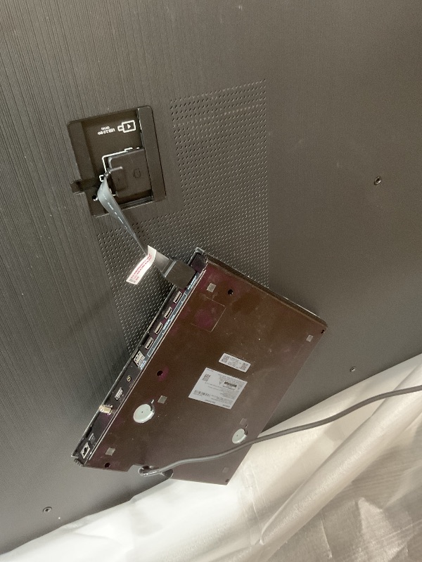 Photo 1 of **SELLING FOR PARTS**SAMSUNG 85-Inch Class Neo QLED 8K QN900D Series Mini LED, Neo Quantum HDR Smart TV w/Dolby Atmos, Object Tracking Sound Pro, AI Motion Enhancer Pro, Alexa Built-in (QN85QN900D, 2024 Model)