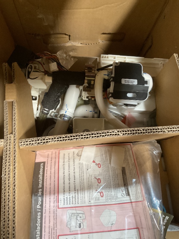 Photo 1 of **SELLING FOR PARTS**TOTO NEOREST RS Dual Flush 1.0 or 0.8 GPF Toilet with Intergeated Bidet Seat & EWATER+, Cotton White - MS8341CUMFG#01