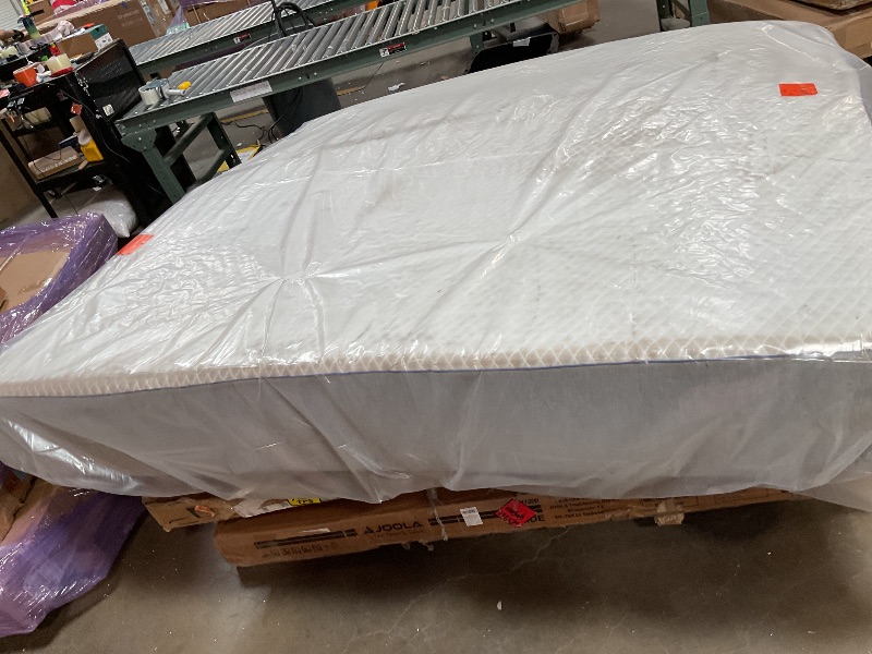 Photo 1 of **DIRTY FROM TRANSPORT **Nectar King Mattress - 365 Night Home Trial - Gel Memory Foam Mattress - CertiPUR-US Certified Foams - Forever Warranty