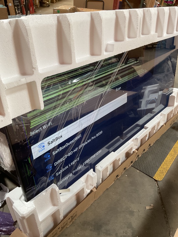 Photo 1 of **SELLING FOR PARTS**SAMSUNG 85-Inch Class Crystal UHD 4K DU7200 Series HDR Smart TV w/Object Tracking Sound Lite, PurColor, Motion Xcelerator, Mega Contrast, Q-Symphony (UN85DU7200, 2024 Model)