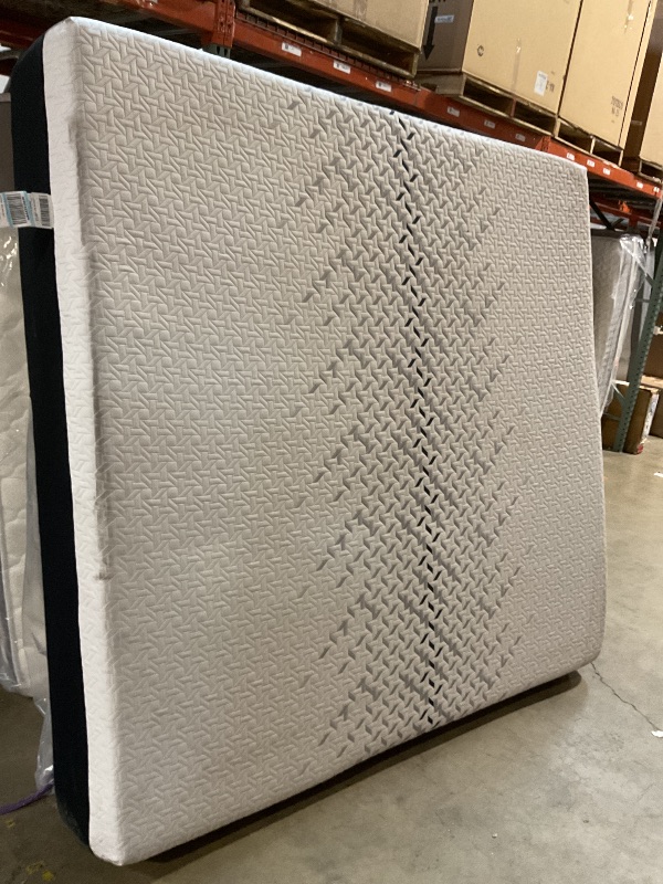 Photo 1 of **DIRTY FROM TRANSPORT **Nectar Luxe 14” King Mattress - Medium Firm - Contouring Memory Foam - Cooling Upgrade - 3” Pressure Relief Layer - Responsive Support - Mattress in a Box - 365-Night Trial & Forever Warranty