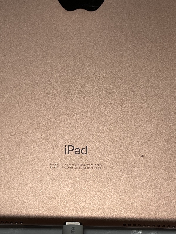 Photo 1 of *DOES NOT POWER ON* Apple iPad Air (10.5-inch, Wi-Fi + Cellular, 256GB) - Gold (3rd Generation)