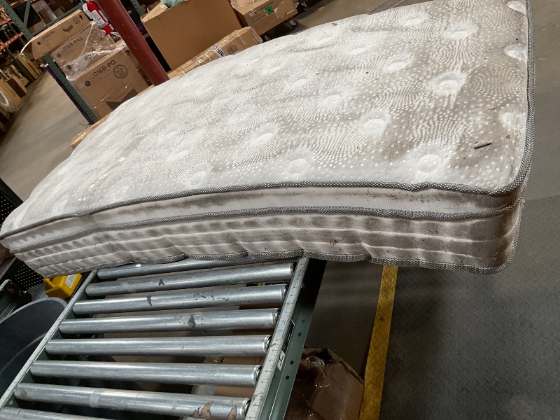 Photo 1 of **HEAVY DIRT FROM TRANSPORT **Mattress 75*38.5 inches