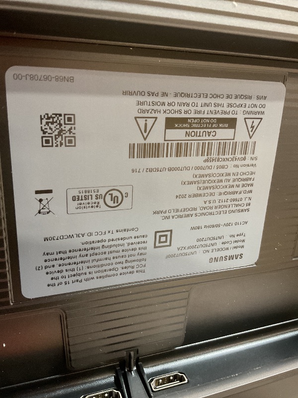 Photo 1 of **SELLING FOR PARTS. STRIPE DOWN SCREEN**Samsung 75-Inch Class Crystal UHD 4K DU7200 Series HDR Smart TV w/Object Tracking Sound Lite, PurColor, Motion Xcelerator, Mega Contrast, Q-Symphony (UN75DU7200, 2024 Model)