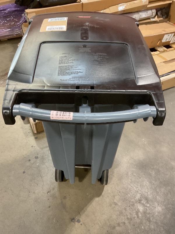 Photo 1 of **DIRTY FROM TRANSPORT**Rubbermaid trashcan