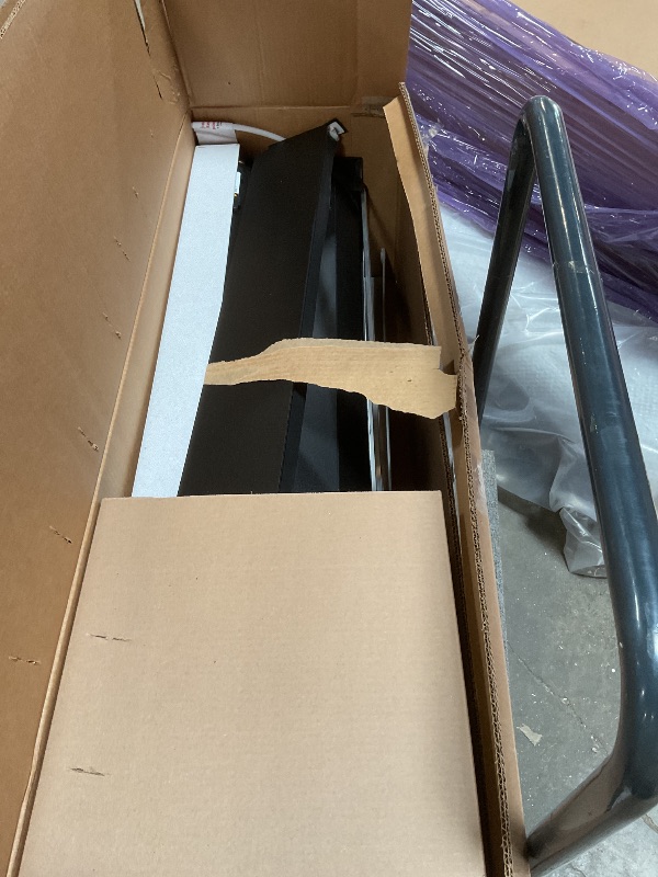 Photo 1 of **SELLING AS PARTS AS IS ONE OF TWO**REALTRUCK RETRAX RETRAXPRO MX RETRACTABLE TRUCK BED TONNEAU COVER | 80362 | FITS 2008 - 2016 FORD F-250/350 SUPER DUTY 6' 10" BED (81.8")