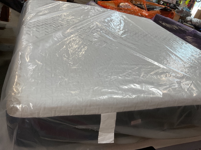 Photo 1 of **DIRTY FROM TRANSPORT **Nectar Classic 12” King Mattress - Medium Firm - Contouring Memory Foam - Cooling Top Layer - Support & Pressure-Relief - Mattress  - 365-Night Trial & Forever Warranty