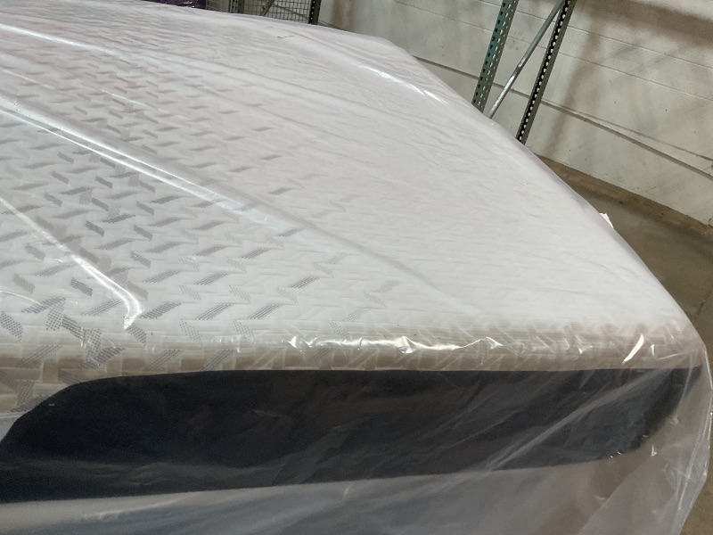 Photo 1 of **DIRTY FROM TRANSPORT **Nectar Classic 12” King Mattress - Medium Firm - Contouring Memory Foam - Cooling Top Layer - Support & Pressure-Relief - Mattress  - 365-Night Trial & Forever Warranty
