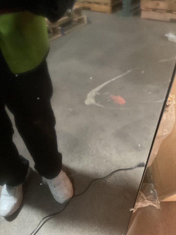 Photo 1 of **HEAVILY DAMAGED SCREEN. SELLING FOR PARTS **LG 55-Inch Class UHD AI 4K UA77 Series Smart TV w/AI Sound Pro, HDR10, 4K Super Upscaling, Filmmaker Mode, Wow Orchestra, Compatible with Alexa (55UA7700PUB, 2025)