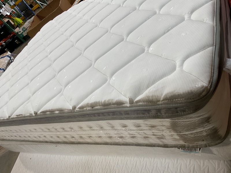 Photo 1 of **DIRTY FROM TRANSPORT **Novilla Queen Mattress, 12 Inch Hybrid Mattress Queen with Comfort Foam,Innerspring Pillow Top Mattresses  Pressure & Pain Relief, Soft Feel but Supportive