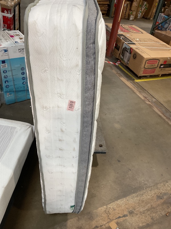 Photo 1 of **DIRTY FROM TRANSPORT **Novilla Queen Mattress, 12 Inch Hybrid Mattress Queen with Comfort Foam,Innerspring Pillow Top Mattresses  Pressure & Pain Relief, Soft Feel but Supportive