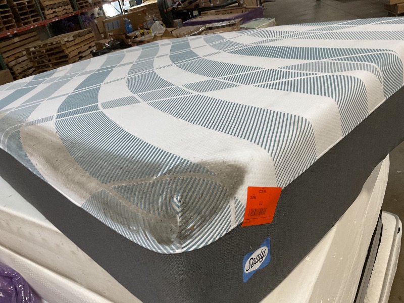 Photo 1 of **DIRTY FROM TRANSPORT **Sealy Dreamlife 14” Hybrid Mattress, Queen, SealyComfort Gel Memory Foam, SealyResponsive Encased Coils, Machine Washable Cover