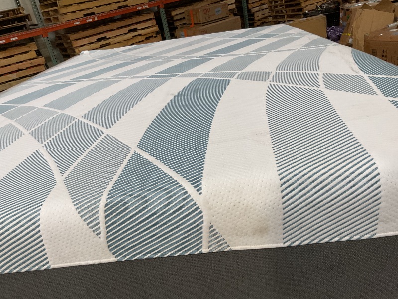 Photo 1 of **DIRTY FROM TRANSPORT **Sealy Dreamlife 14” Hybrid Mattress, Queen, SealyComfort Gel Memory Foam, SealyResponsive Encased Coils, Machine Washable Cover