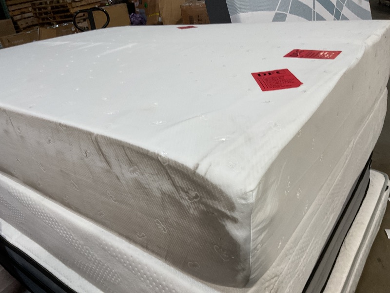 Photo 1 of **DIRTY FROM TRANSPORT **Novilla Mattress, 12 Inch Queen Size Memory Foam with Comfort for Pressure Relief & Cool Fresh Sleep,Removable Washable Cover, Medium Firm