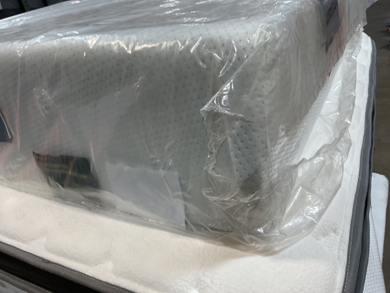 Photo 1 of **DIRTY FROM TRANSPORT **ZINUS 12 Inch Green Tea Memory Foam Mattress [New Version], Full, Fiberglass free, Medium Firm Feel, Zoned Pressure Relief, Certified Safe Foams & Fabric, 