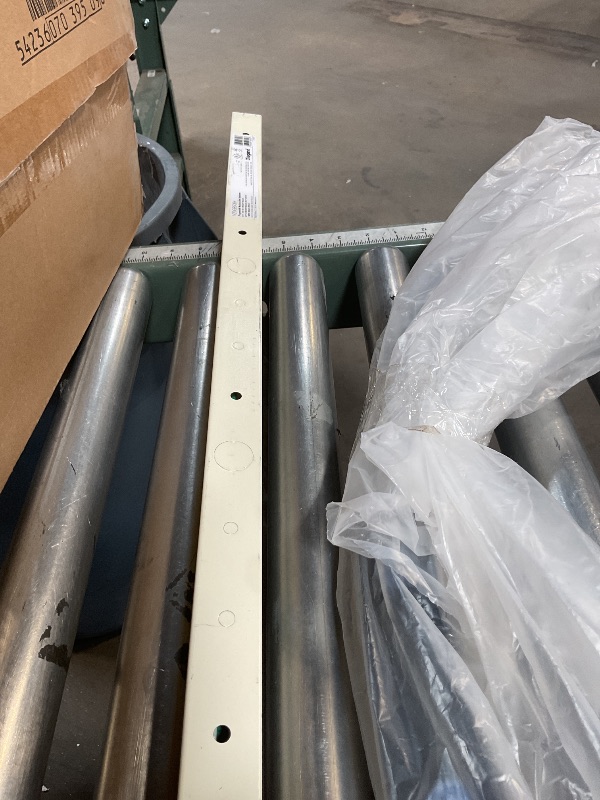 Photo 1 of **MISSING SMALL PICTURED PIECES **Legrand Wiremold V20GB506 Plugmold 2000 Series 5 Foot Hardwired Power Strip with 10 Outlets, Ivory