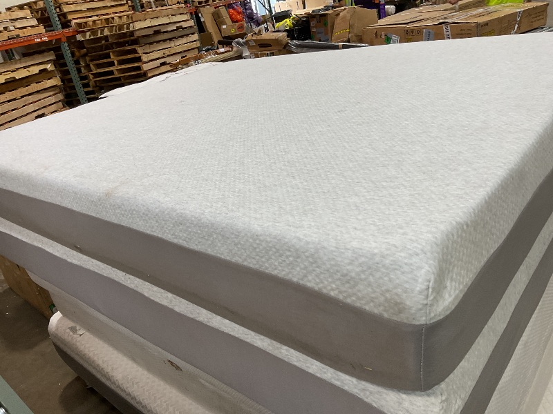 Photo 1 of **DIRTY FRO, TRANSPORT**ZINUS 8 Inch Ultima RV Memory Foam Mattress [New Version], Short Queen, Fiberglass Free, Medium Firm Feel, Breathable Memory Foam, Certified Safe Foams & Fabric, 