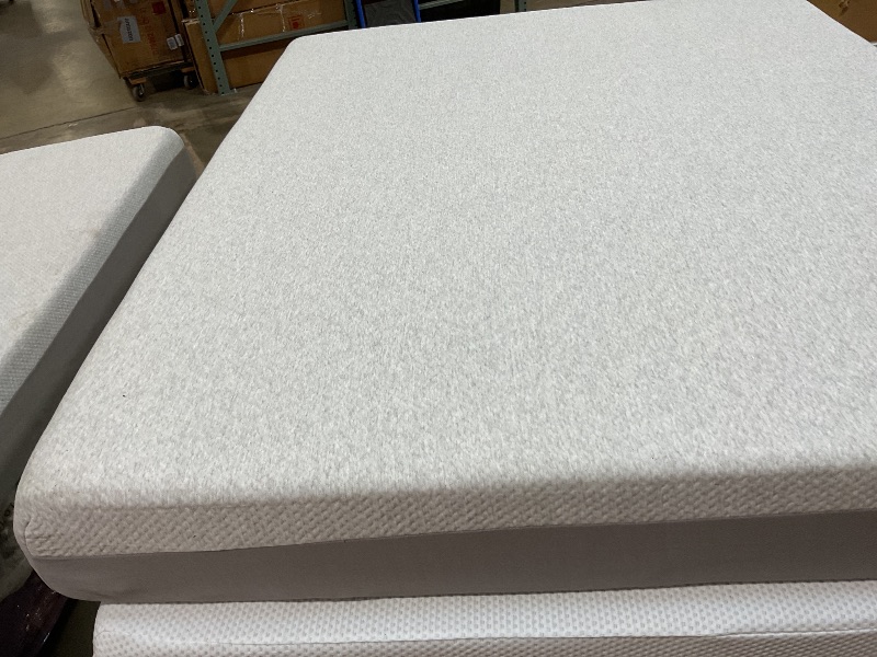 Photo 1 of **DIRTY FROM TRANSPORT **ZINUS 8 Inch Ultima RV Memory Foam Mattress [New Version], Short Queen, Fiberglass Free, Medium Firm Feel, Breathable Memory Foam, Certified Safe Foams & Fabric, Mattress 