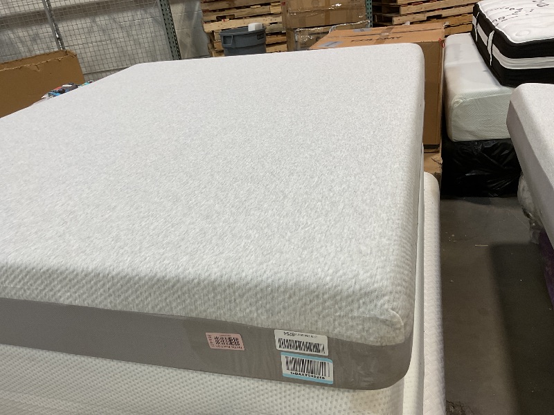 Photo 1 of **DIRTY FROM TRANSPORT **ZINUS 8 Inch Ultima RV Memory Foam Mattress [New Version], Short Queen, Fiberglass Free, Medium Firm Feel, Breathable Memory Foam, Certified Safe Foams & Fabric, Mattress 