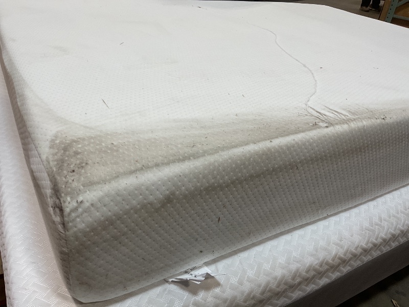 Photo 1 of **DIRT AND TEAR FROM TRANSPORT **ZINUS 10 Inch Green Tea Memory Foam Mattress [New Version], Full, Fiberglass free, Medium Firm Feel, Zoned Pressure Relief, Certified Safe Foams & Fabric, Mattress 