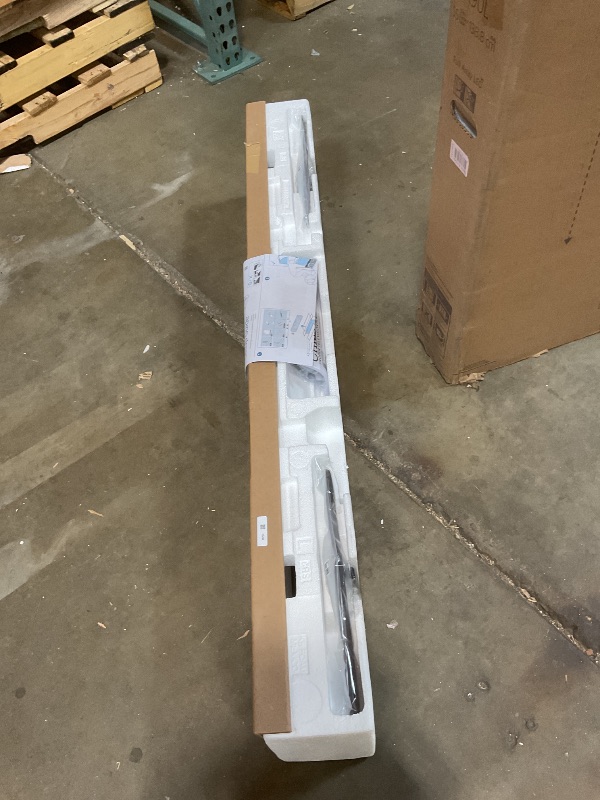 Photo 1 of **MAJOR DAMAGE. SELLING FOR PARTS**Sony 55 Inch 4K Ultra HD TV X90L Series: BRAVIA XR Full Array LED Smart Google TV with Dolby Vision HDR and Exclusive Features for The PlayStation® 5 XR55X90L- Latest Model,Black