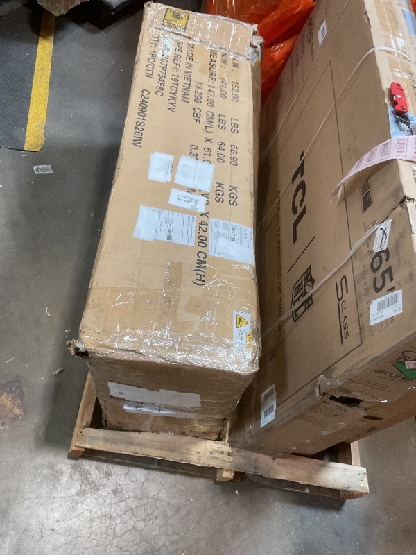 Photo 1 of **SELLING FOR PARTS AS PARTIAL SET**Amazon Basics - Welded Rectangular Outdoor Secure Wire Crate Kennel for Cat, Dog Large, Black, 102 x 48 x 72 inches